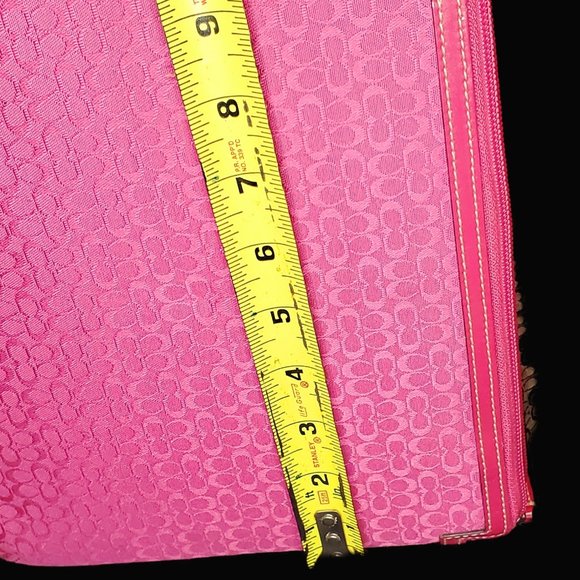 2 PADDED COACH IPAD SLEEVES - Picture 2 of 10